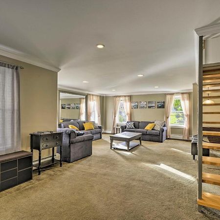 Spacious Home By Finger Lakes And Watkins Glen! Burdett Esterno foto
